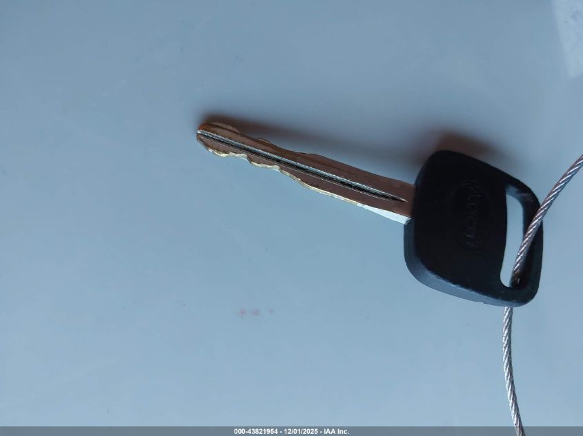 2003 Toyota Avalon Xl VIN: 4T1BF28B83U284107 Lot: 43821954