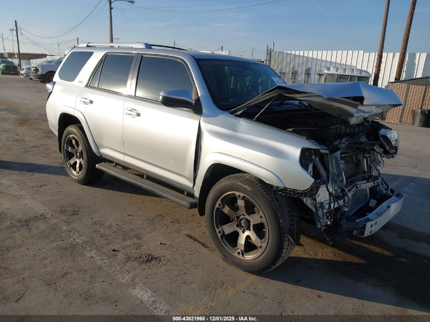 TOYOTA 4RUNNER SR5