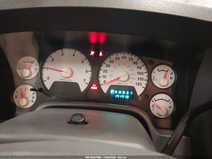 2007 Dodge Ram 1500 Slt/Trx4 Off Road/Sport VIN: 1D7HU18207S216647 Lot: 43821996