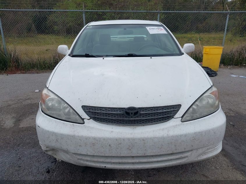 2004 Toyota Camry Le VIN: 4T1BE32K94U261552 Lot: 43822006