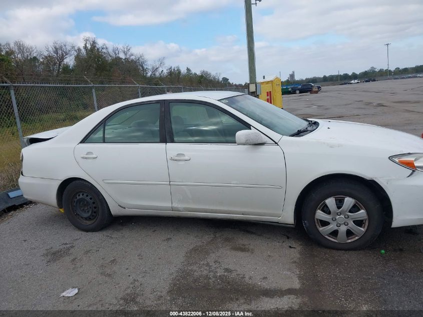 2004 Toyota Camry Le VIN: 4T1BE32K94U261552 Lot: 43822006