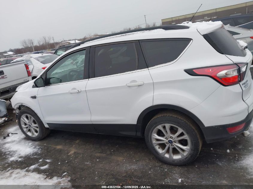 2017 Ford Escape Se VIN: 1FMCU0GDXHUB83742 Lot: 43822104