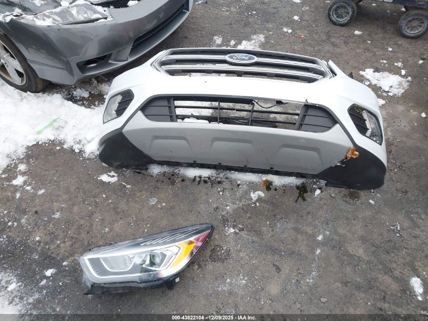 2017 Ford Escape Se VIN: 1FMCU0GDXHUB83742 Lot: 43822104