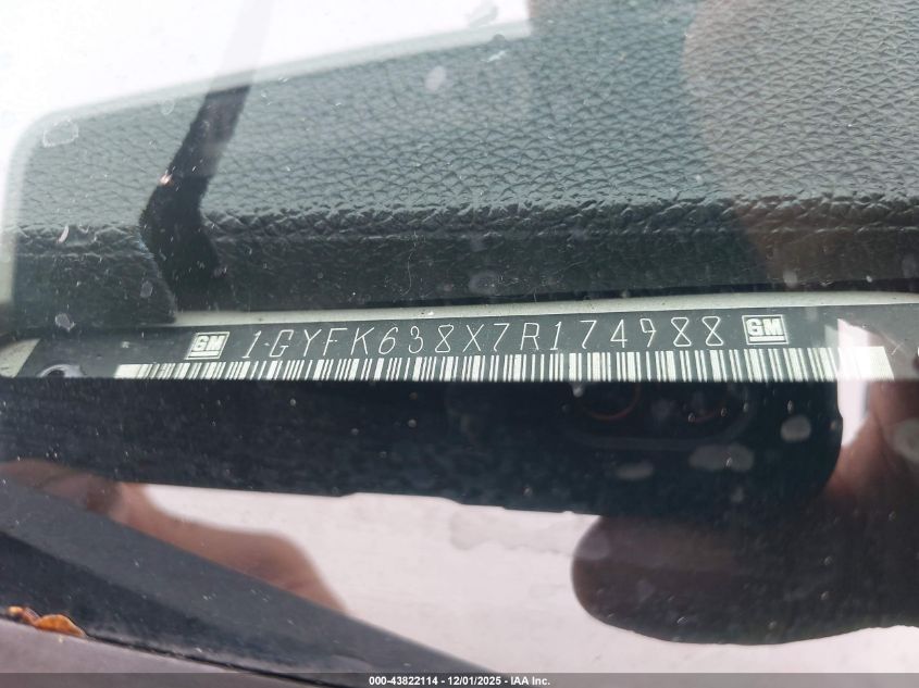 2007 Cadillac Escalade Standard VIN: 1GYFK638X7R174988 Lot: 43822114