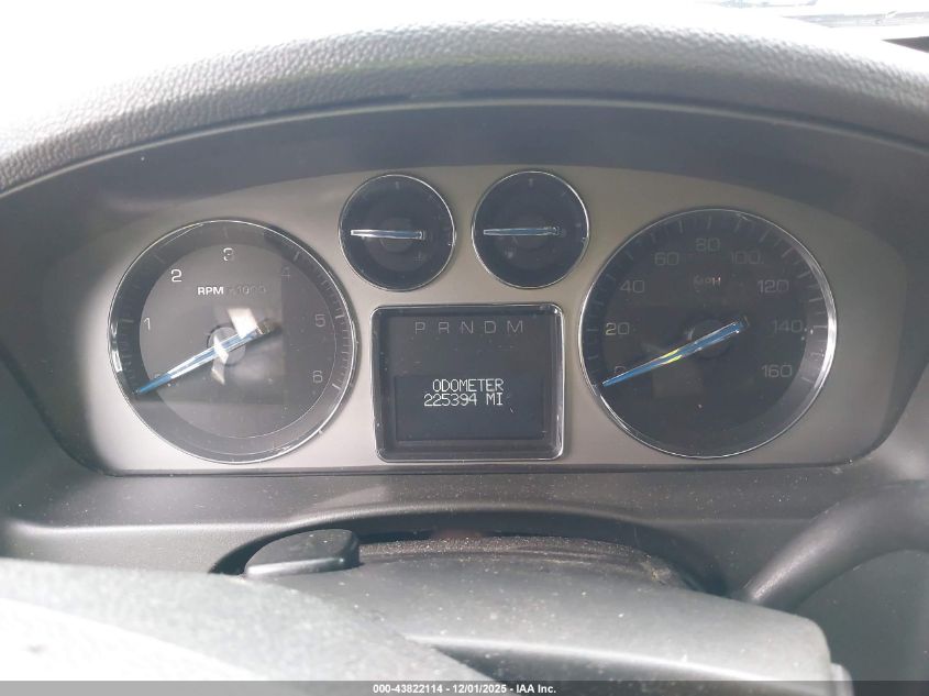 2007 Cadillac Escalade Standard VIN: 1GYFK638X7R174988 Lot: 43822114