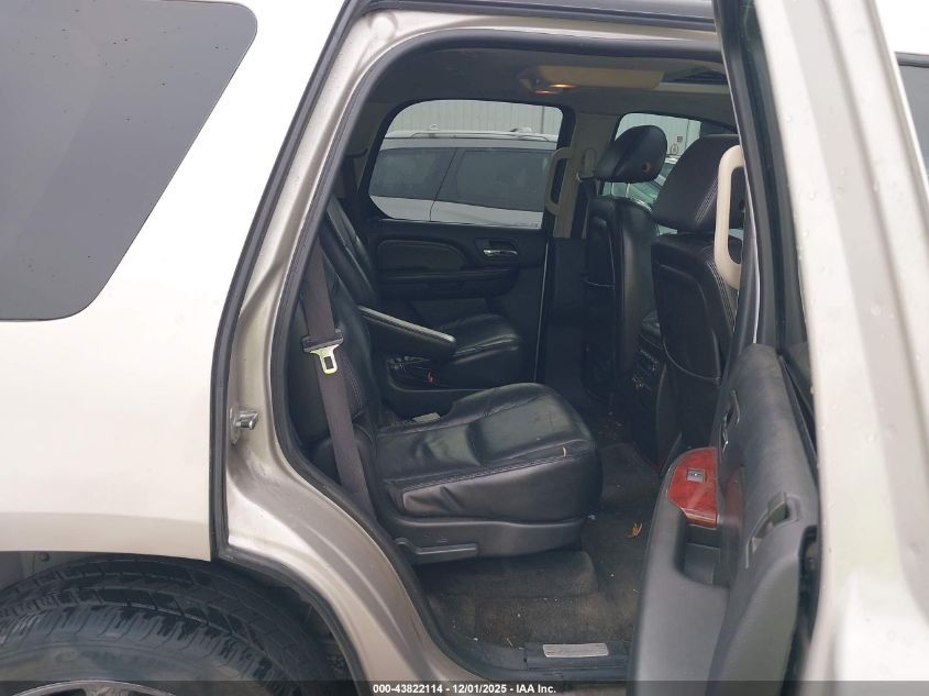 2007 Cadillac Escalade Standard VIN: 1GYFK638X7R174988 Lot: 43822114