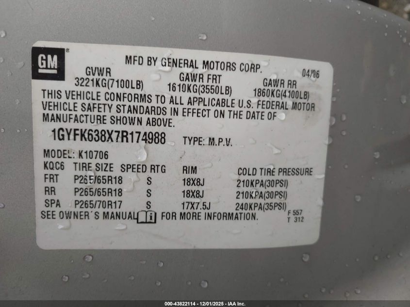 2007 Cadillac Escalade Standard VIN: 1GYFK638X7R174988 Lot: 43822114
