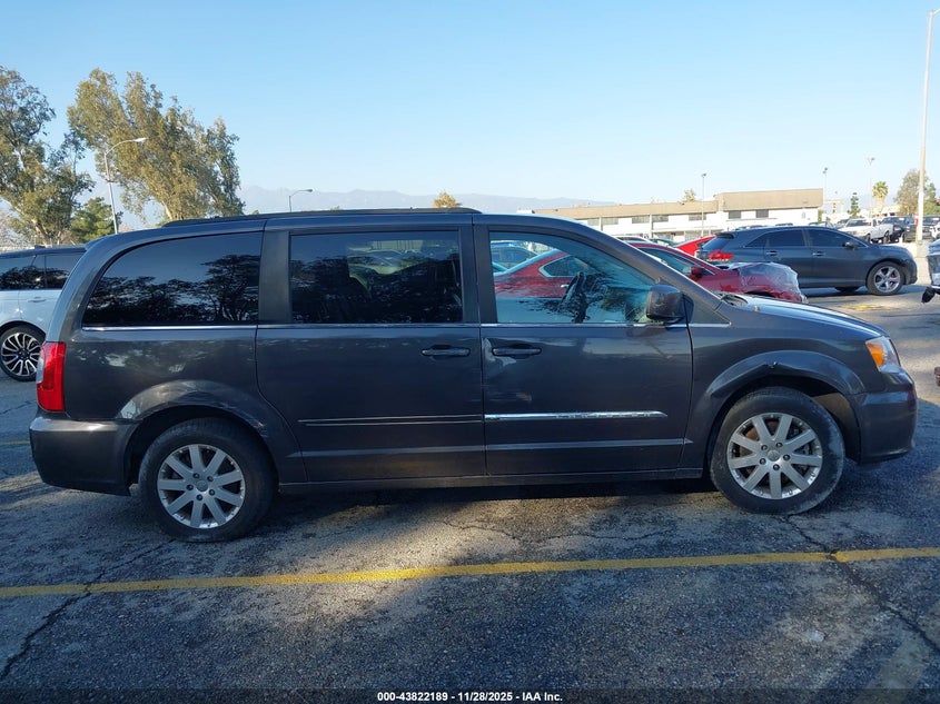 2015 Chrysler Town & Country Touring VIN: 2C4RC1BG7FR561440 Lot: 43822189