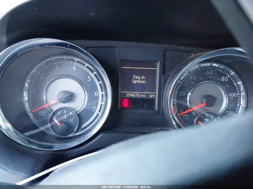 2015 Chrysler Town & Country Touring VIN: 2C4RC1BG7FR561440 Lot: 43822189