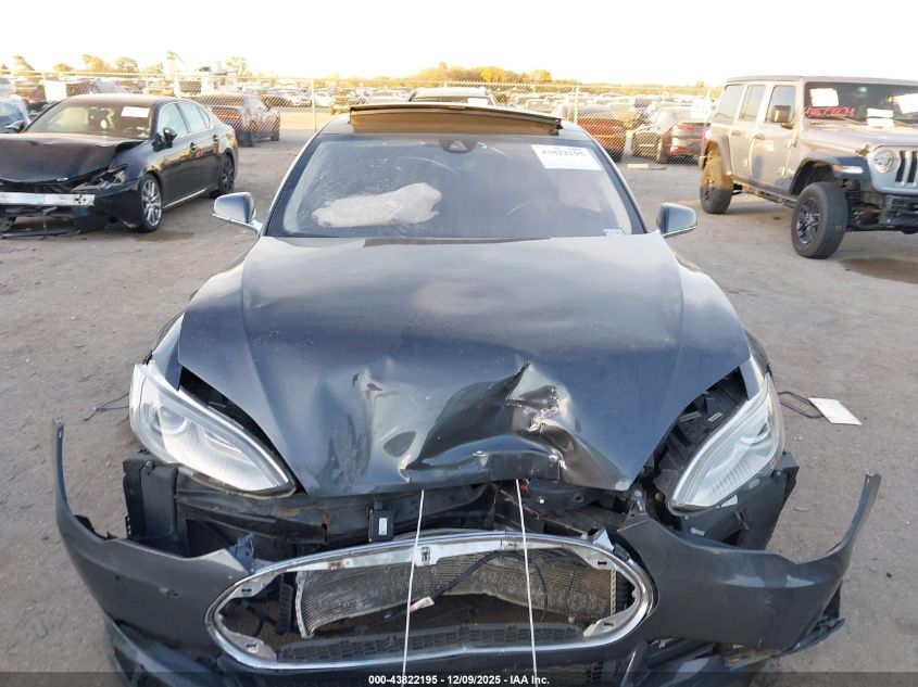 2015 Tesla Model S 70D/85D/P85D VIN: 5YJSA1H25FFP71842 Lot: 43822195