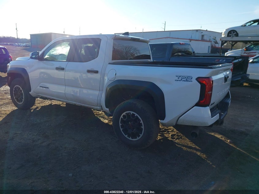 3TMLB5JN1RM016829 2024 TOYOTA TACOMA photo no. 3