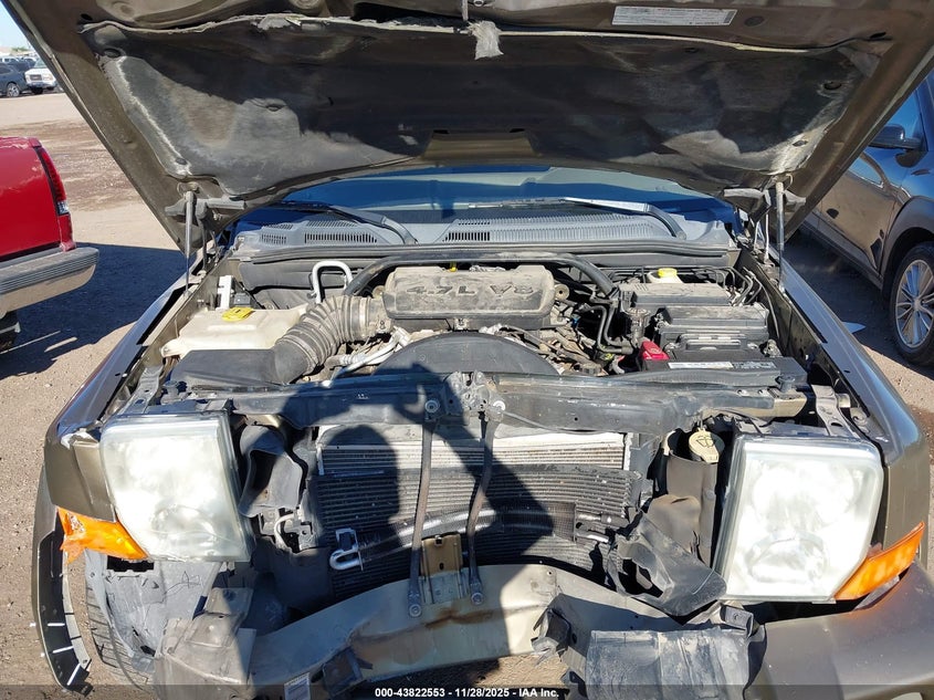 2008 Jeep Commander Sport VIN: 1J8HH48N68C224895 Lot: 43822553