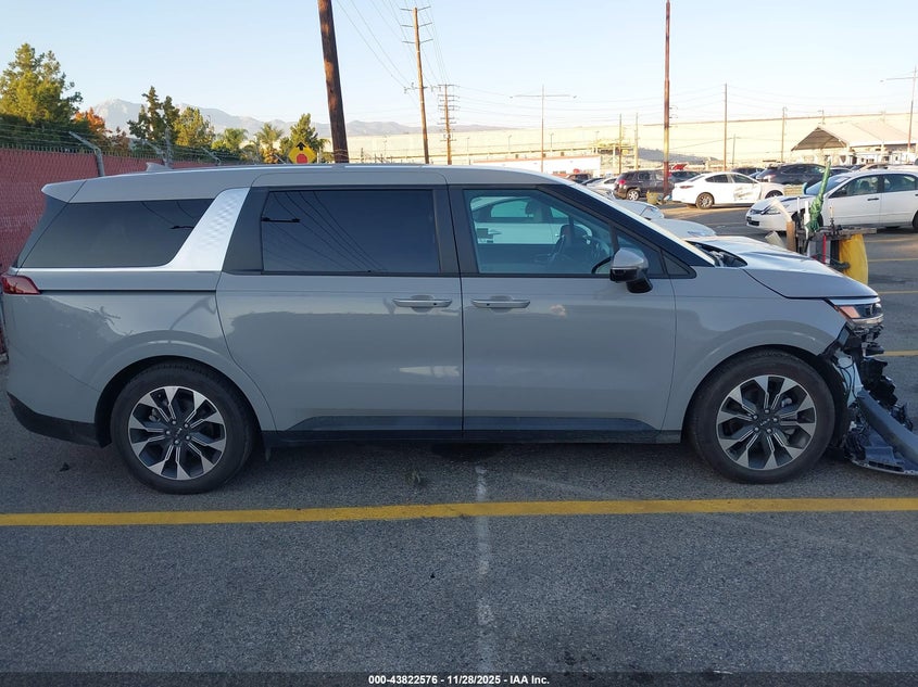 2023 Kia Carnival Mpv Ex VIN: KNDNC5H37P6298126 Lot: 43822576