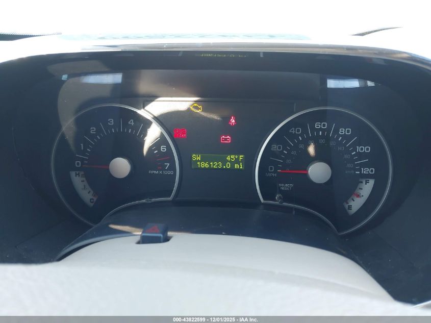 2008 Ford Explorer Xlt VIN: 1FMEU73E88UB15715 Lot: 43822599