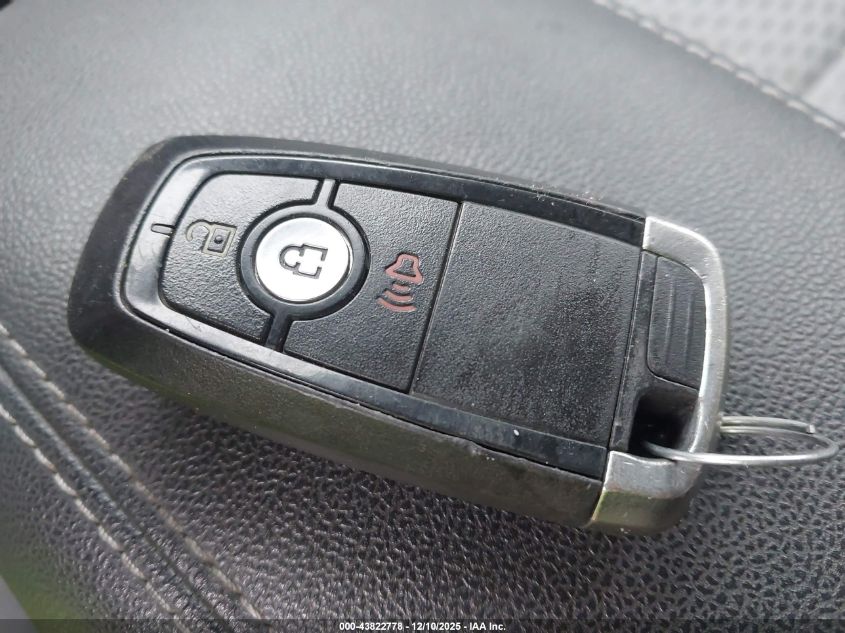 2020 Ford Escape Se VIN: 1FMCU9G64LUB80401 Lot: 43822778