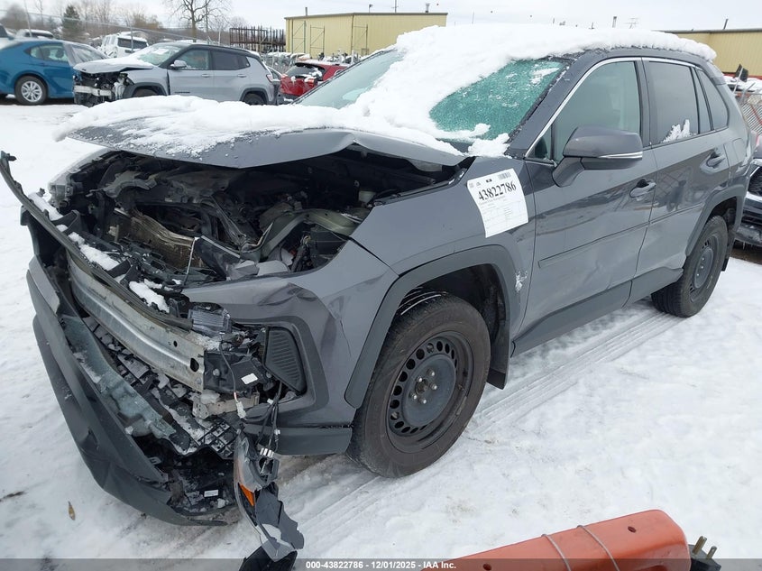2T3G1RFV9PC347286 2023 TOYOTA RAV 4 photo no. 2