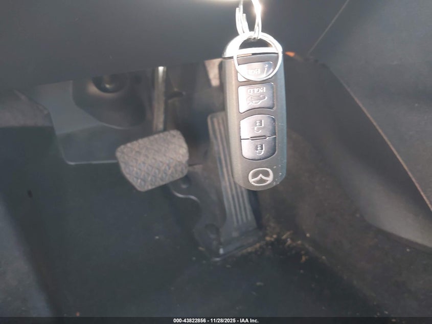 2018 Mazda Mazda3 Touring VIN: 3MZBN1V39JM198866 Lot: 43822856