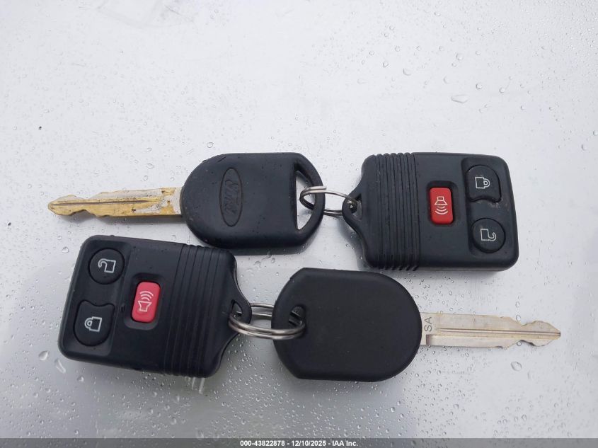 2007 Ford F-150 Xlt VIN: 1FTRW12W87KC18005 Lot: 43822878