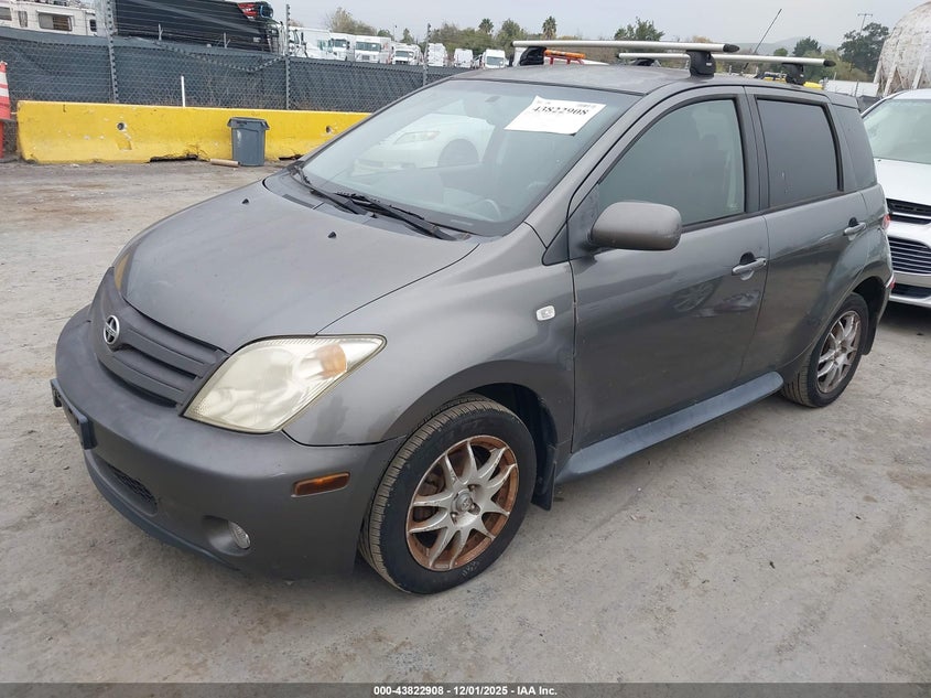 JTKKT624540069297 2004 SCION XA photo no. 2