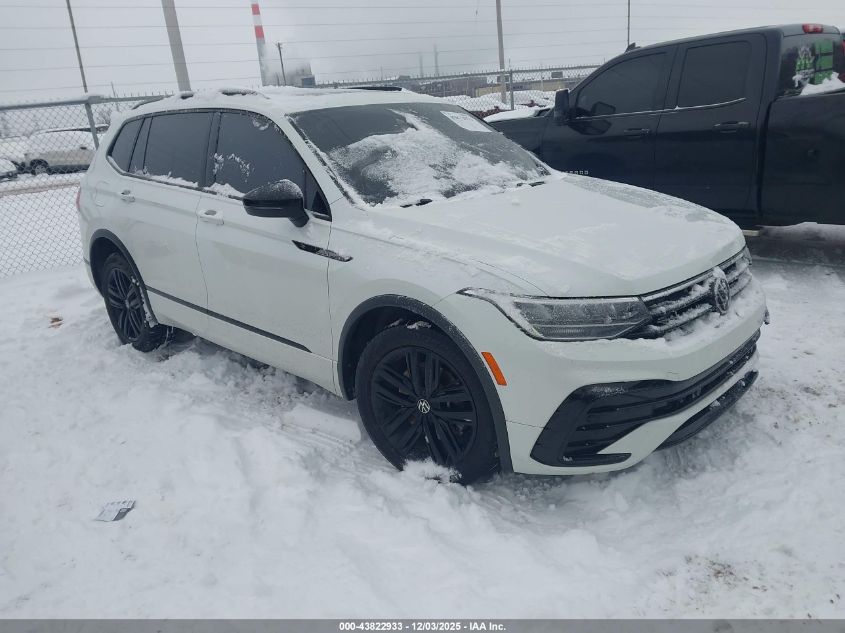 VOLKSWAGEN TIGUAN 2.0T SE R-LINE BLACK