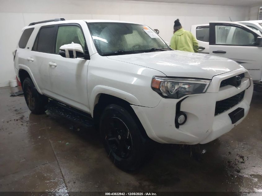 TOYOTA 4RUNNER SR5 PREMIUM