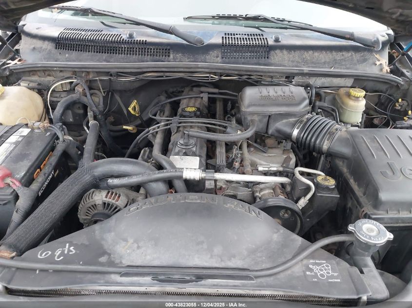 2004 Jeep Grand Cherokee Laredo VIN: 1J4GW48S24C235492 Lot: 43823055