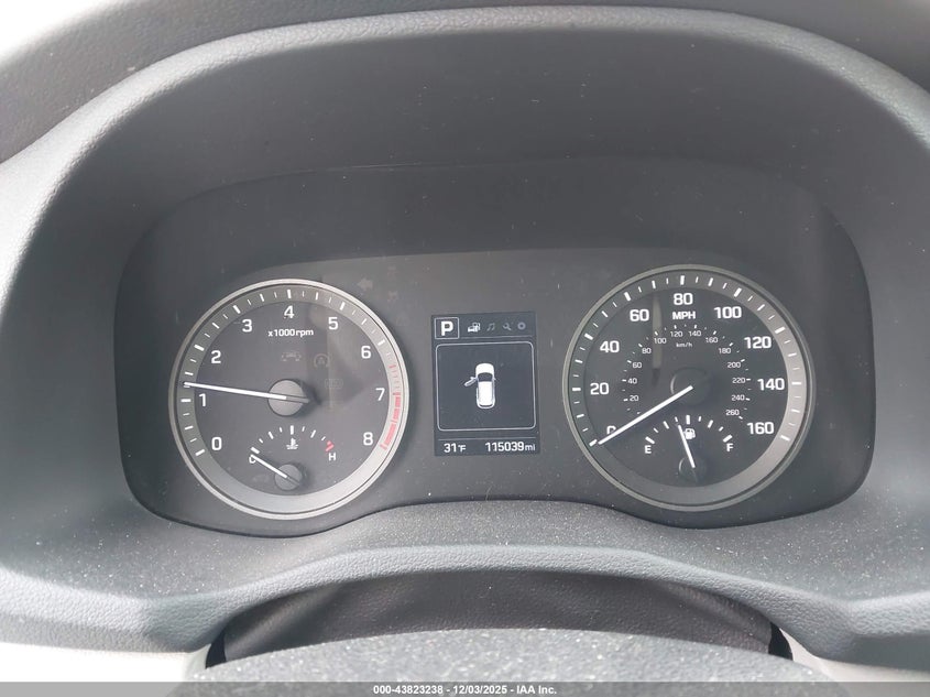 KM8J33A24HU553991 2017 HYUNDAI TUCSON photo no. 7