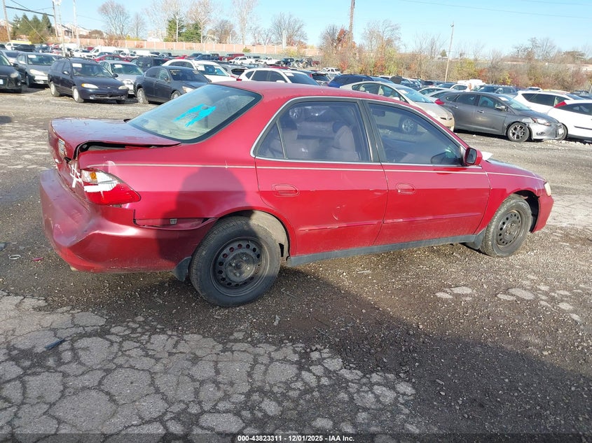 JHMCG5673YC024862 2000 HONDA ACCORD photo no. 4