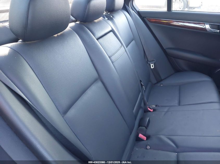 2009 Mercedes-Benz C 300 Luxury 4Matic/Sport 4Matic VIN: WDDGF81X19R084822 Lot: 43823366