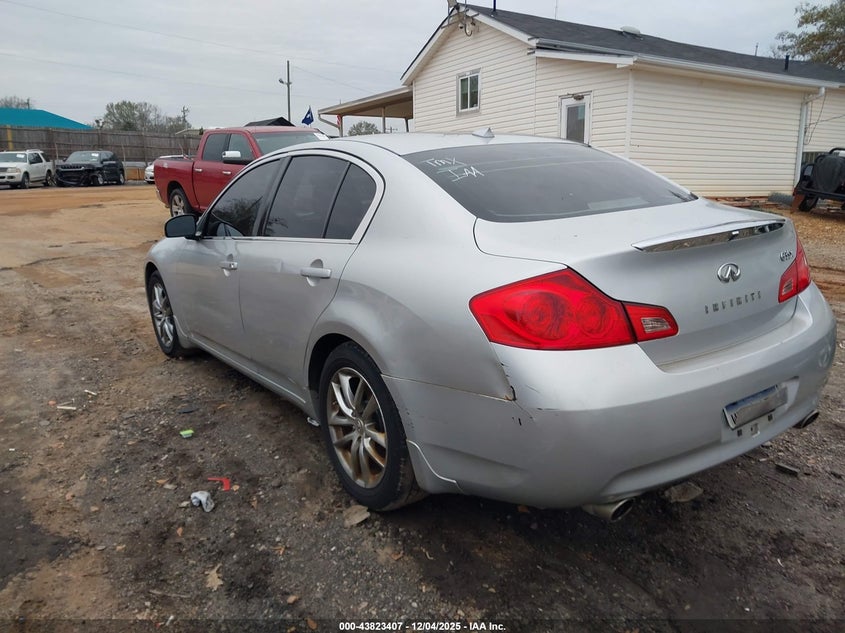 JNKBV61F68M267324 2008 INFINITI G photo no. 3
