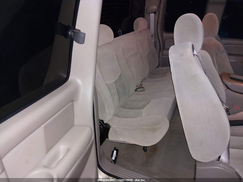 2004 Chevrolet Silverado 1500 Z71 VIN: 2GCEK19T041268432 Lot: 43823457