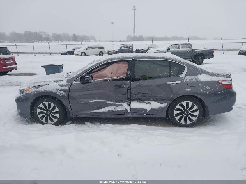 2017 Honda Accord Hybrid VIN: JHMCR6F3XHC010387 Lot: 43823473