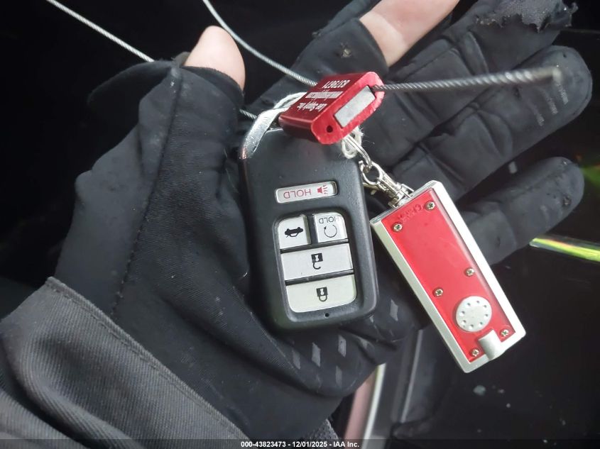 2017 Honda Accord Hybrid VIN: JHMCR6F3XHC010387 Lot: 43823473