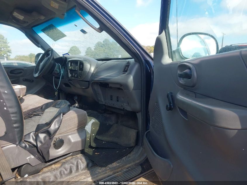 2003 Ford F-150 Xl/Xlt VIN: 2FTRF08W33CA70748 Lot: 43823503