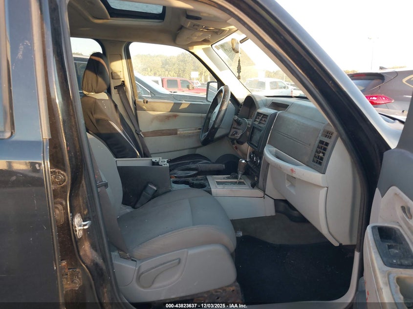 1J8GN28K38W146993 2008 JEEP LIBERTY (NORTH AMERICA) photo no. 5
