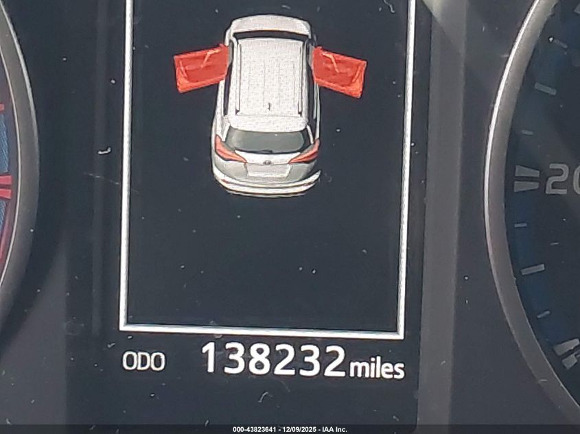 2017 Toyota Rav4 Xle VIN: 2T3RFREVXHW587958 Lot: 43823641