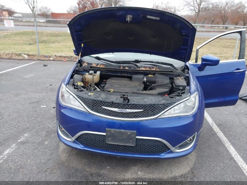 2020 Chrysler Pacifica Touring VIN: 2C4RC1FG3LR283206 Lot: 43823700