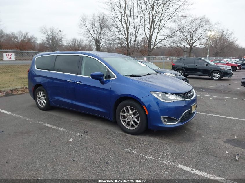 2020 Chrysler Pacifica Touring