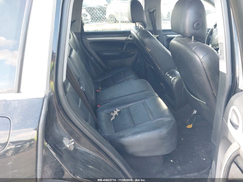 2004 Porsche Cayenne V6 VIN: WP1AA29P34LA22381 Lot: 43823714