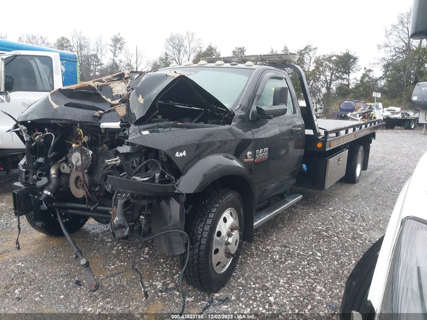 3C7WRNDLXFG519467 2015 RAM 5500 photo no. 2