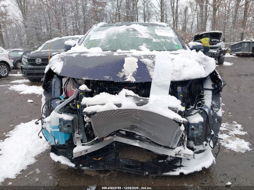 2025 Toyota Rav4 Hybrid Xle VIN: JTMRWRFVXSJ074102 Lot: 43823759