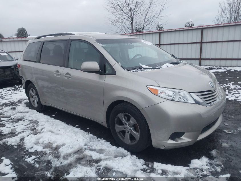TOYOTA SIENNA LE 8 PASSENGER