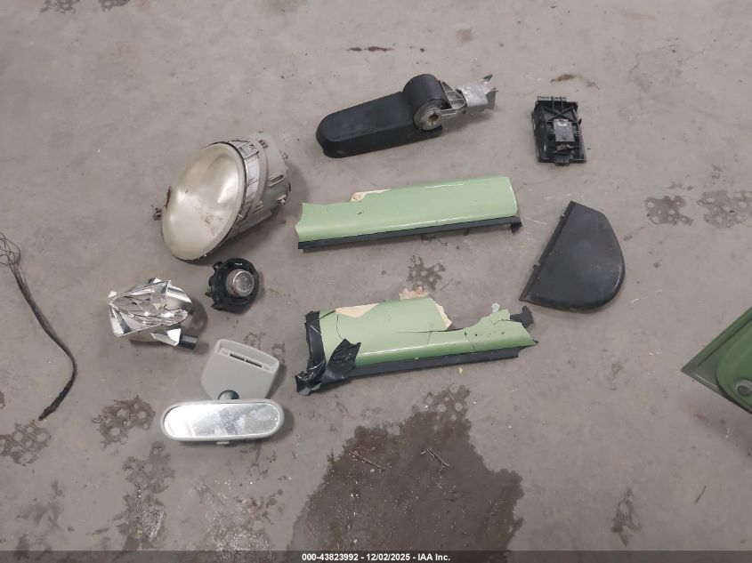 2003 Volkswagen New Beetle Gls 1.8T VIN: 3VWCD21C73M410007 Lot: 43823992