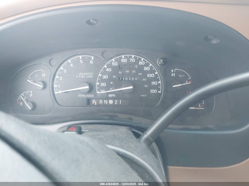 1996 Ford Explorer VIN: 1FMDU34X3TUB28272 Lot: 43824029