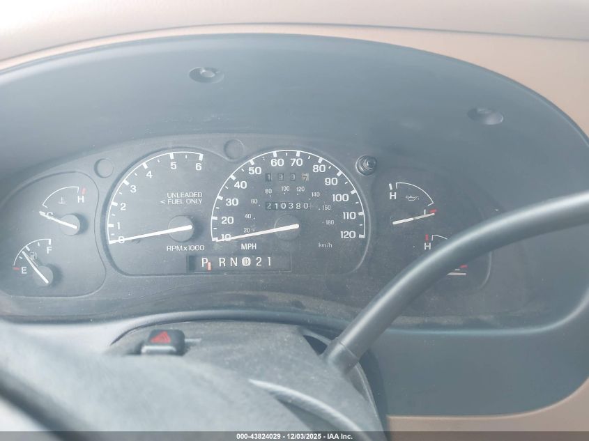 1996 Ford Explorer VIN: 1FMDU34X3TUB28272 Lot: 43824029