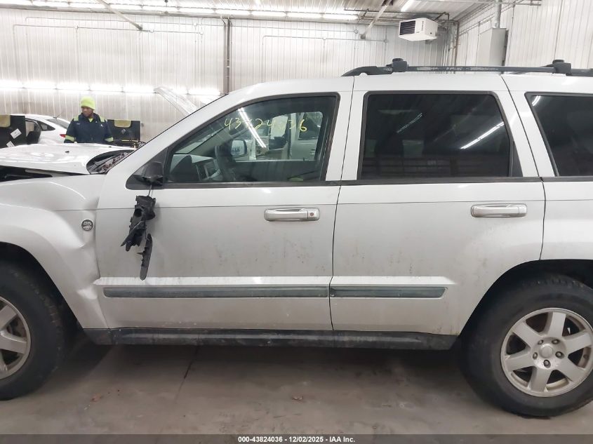 2009 Jeep Grand Cherokee Laredo VIN: 1J8HR48P19C550054 Lot: 43824036