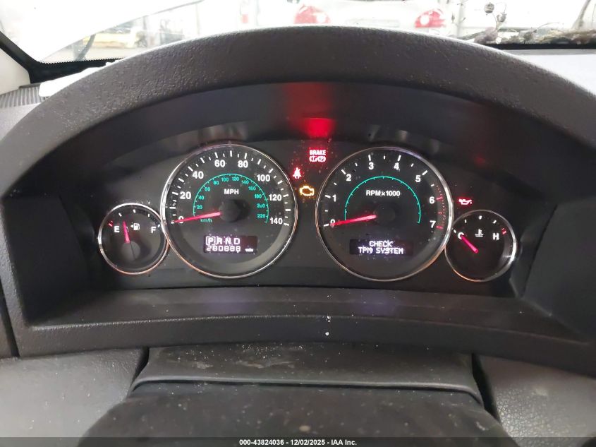 2009 Jeep Grand Cherokee Laredo VIN: 1J8HR48P19C550054 Lot: 43824036