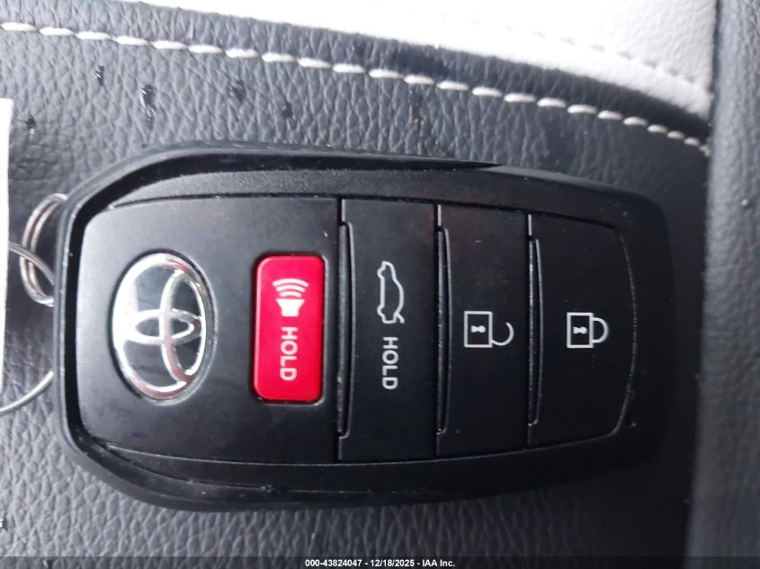 2025 Toyota Camry Se VIN: 4T1DBADK2SU532225 Lot: 43824047