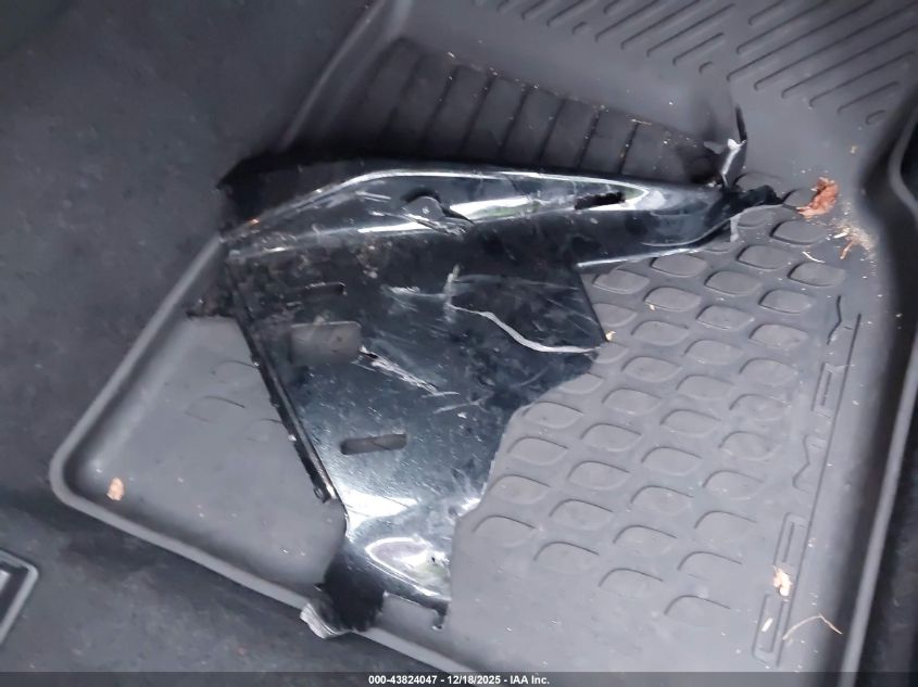 2025 Toyota Camry Se VIN: 4T1DBADK2SU532225 Lot: 43824047