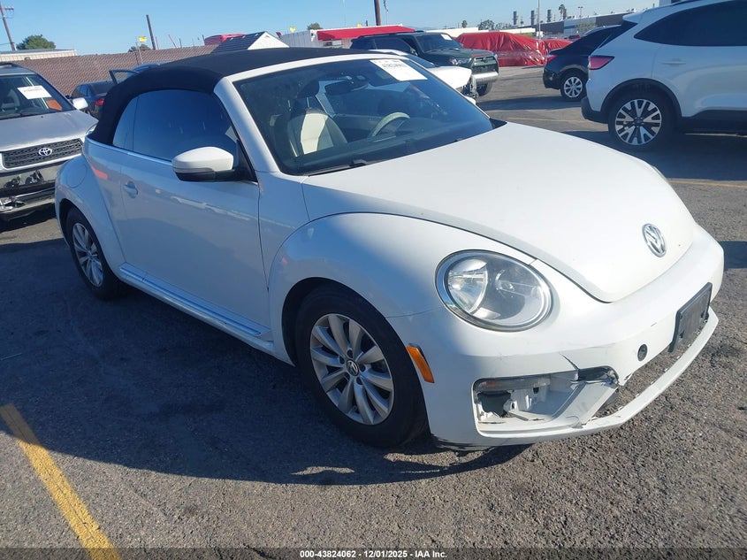 3VW517AT2HM804438 2017 VOLKSWAGEN BEETLE photo no. 9
